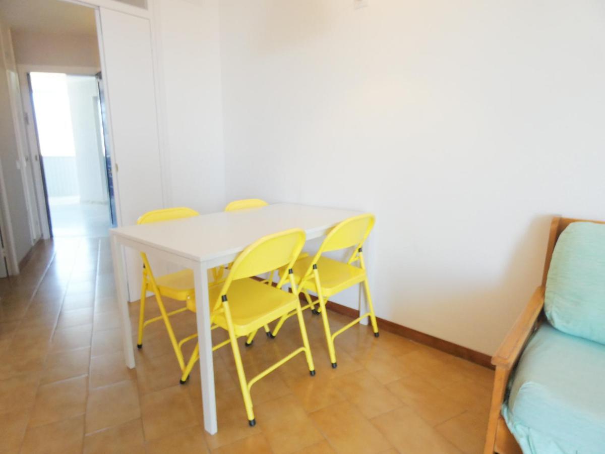 Bora 6-B Apartment Росес Екстериор снимка